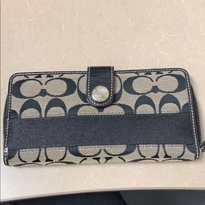 Coach wallet